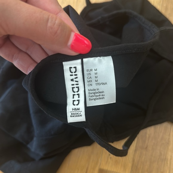 *last chance!!* Divided H&M | Women’s black cami crop top - Picture 6 of 7